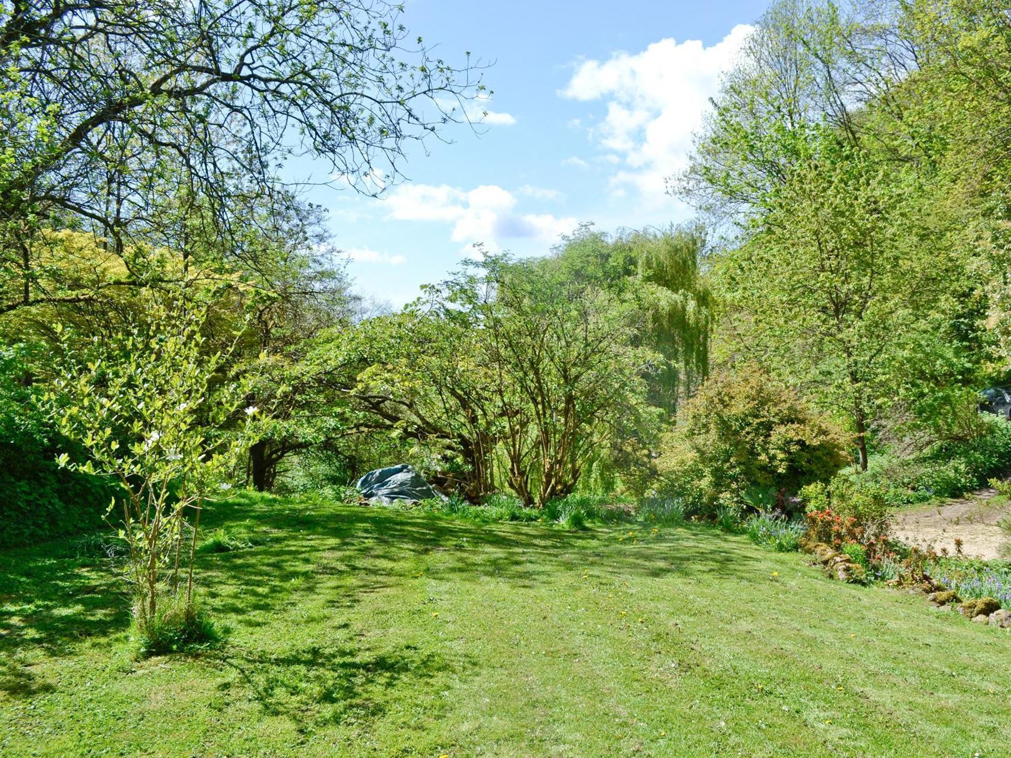 Driftcombe Farmhouse Bisley  エクステリア 写真