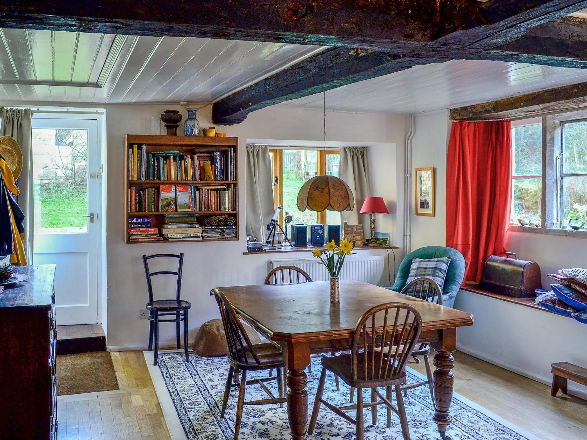 Driftcombe Farmhouse Bisley  エクステリア 写真